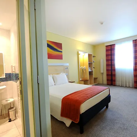 Bes Bergamo Ovest Hotel 4*