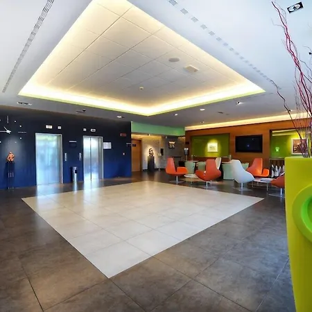 Bes Bergamo Ovest 4*