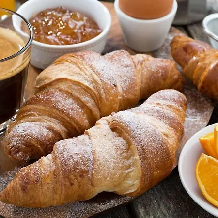 Bes Bergamo Ovest Hotel 4*